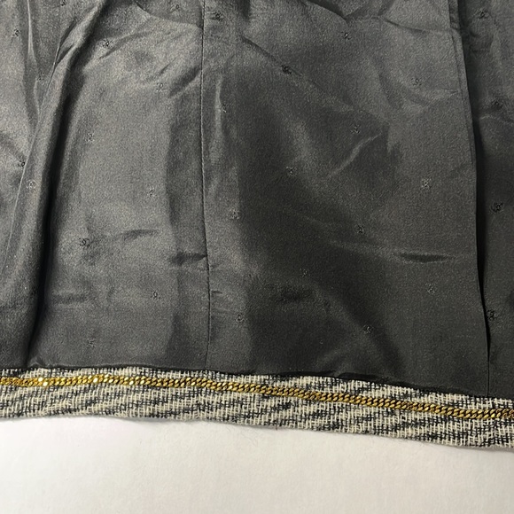 CHANEL lady one button tweed jacket - Picture 8 of 9